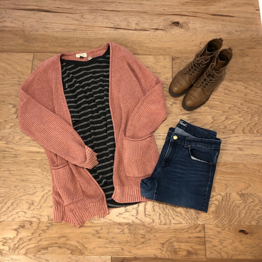 Universal Thread Mauve Sweater Cardigan - Small